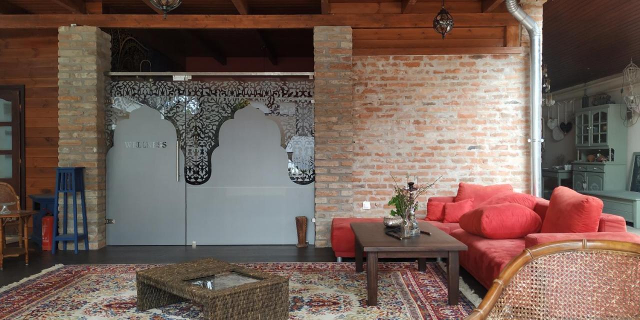 Romantika Panzio Guest house Gyula