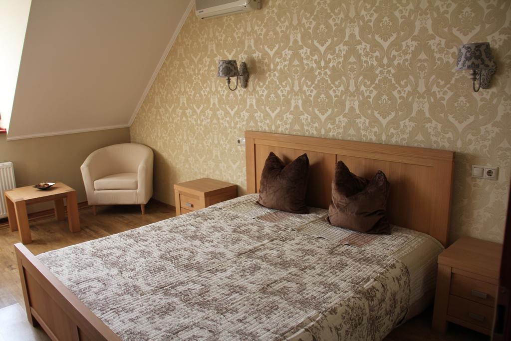 Romantika Panzio 3*