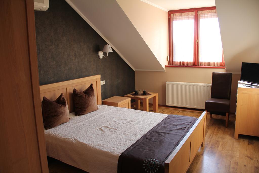 Guest house Romantika Panzio Gyula